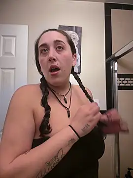 ThicBunz online show from February 2026 09:59:02 PM