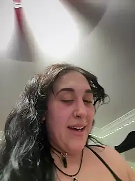 ThicBunz online show from April 2026 11:11:01 PM