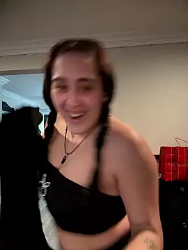 ThicBunz online show from January 2026 03:41:01 PM