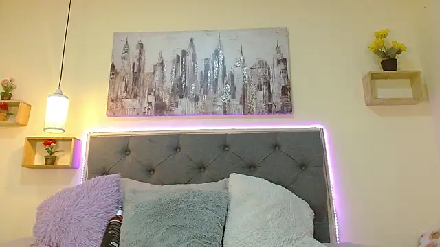 angelica bouvier online show from February 2026 09:14:02 PM