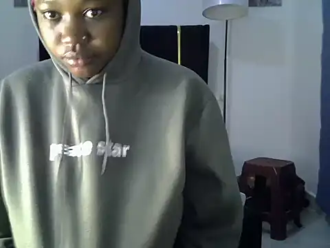 Snapshot of Sexiebony12 chatting on July 2026 04:02:01 AM Sexiebony12 online show from July 2026 04:02:01 AM