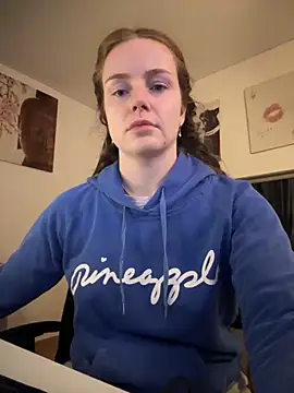 Piinkpandora online show from November 2025 07:25:01 PM