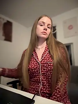 Piinkpandora online show from April 2026 07:21:02 PM