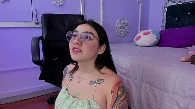 JeyLee online show from October 2025 11:42:01 AM