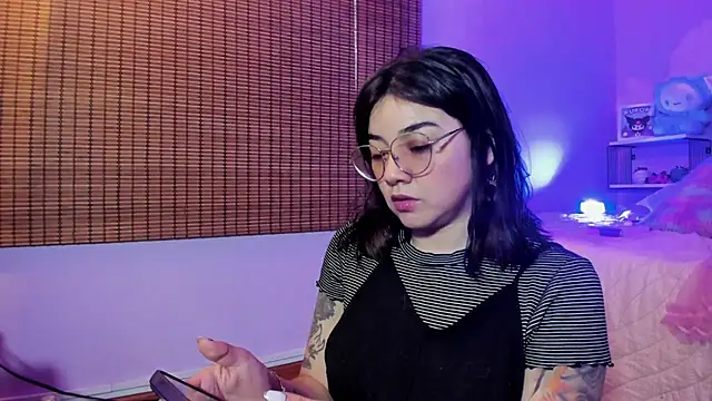 JeyLee online show from September 2025 11:50:02 AM