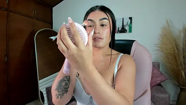 Alheli 16 online show from February 2026 12:07:01 PM