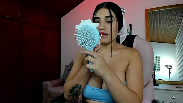 Alheli 16 online show from October 2025 12:17:01 PM