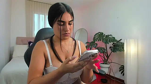 Alheli 16 online show from October 2025 07:51:01 PM