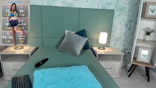 janecullen online show from November 2025 03:51:02 AM