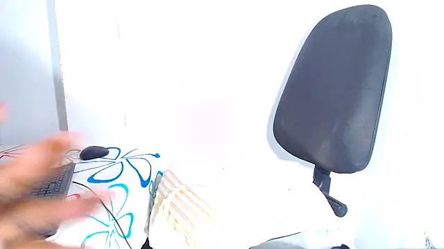 Megaanfox online show from March 2026 06:01:01 PM