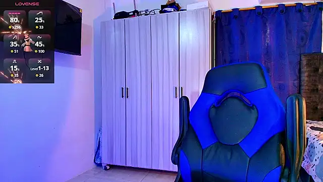 Nathan Bluee online show from January 2026 03:28:02 PM