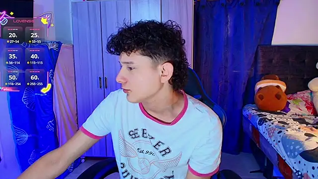 Nathan Bluee online show from February 2026 04:03:01 PM