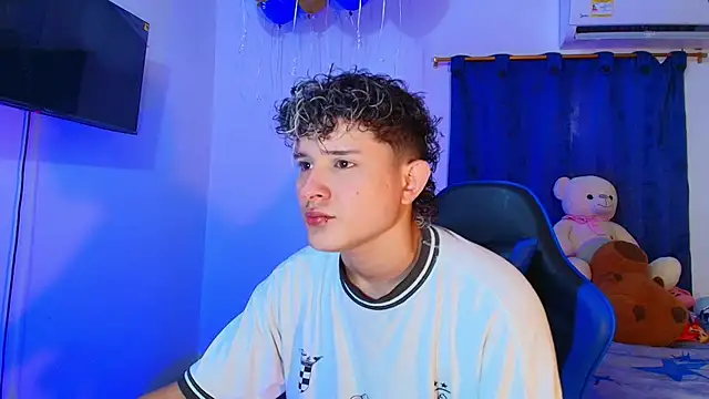 Nathan Bluee online show from March 2026 05:20:01 PM