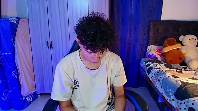 Nathan Bluee online show from February 2026 04:14:01 PM