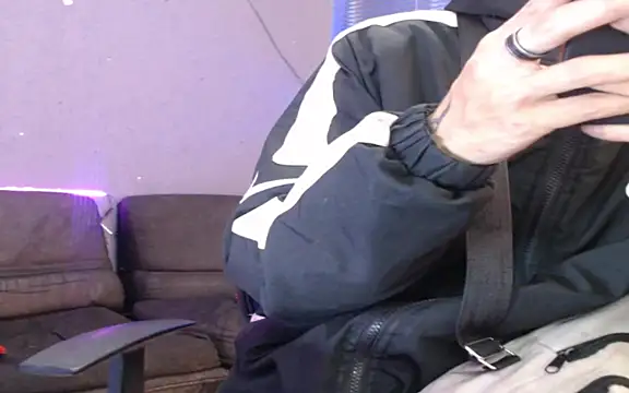 Andy bapho online show from November 2025 03:01:02 PM