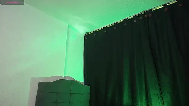 sexybat twink online show from September 2025 12:00:02 PM