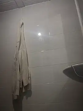 Khalyk G online show from November 2025 02:43:02 PM