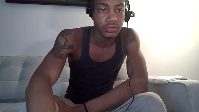 Skinnyblackman online show from October 2025 10:55:02 PM