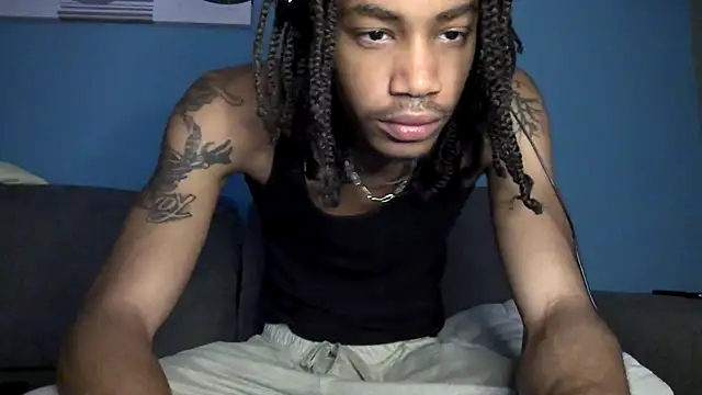 Snapshot of Skinnyblackman chatting on December 2025 12:33:01 AM Skinnyblackman online show from December 2025 12:33:01 AM