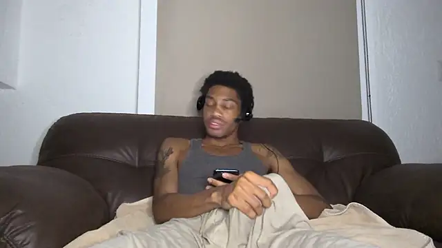 Snapshot of Skinnyblackman chatting on July 2026 03:14:02 AM Skinnyblackman online show from July 2026 03:14:02 AM