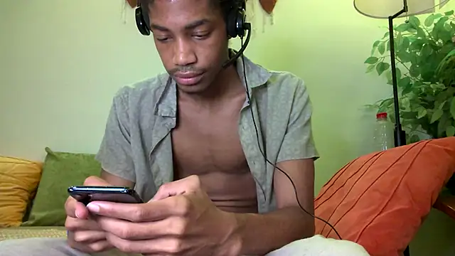 Skinnyblackman online show from March 2026 05:02:02 AM