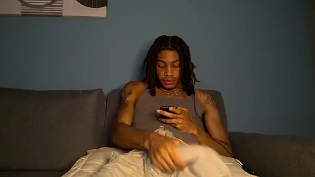 Snapshot of Skinnyblackman chatting on December 2025 03:22:02 AM Skinnyblackman online show from December 2025 03:22:02 AM