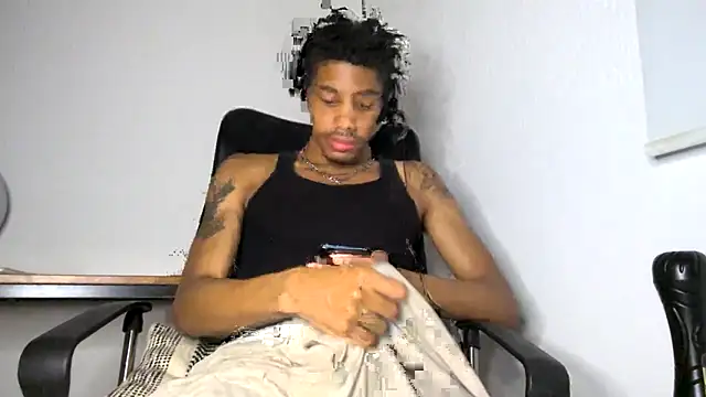 Snapshot of Skinnyblackman chatting on May 2026 04:09:02 AM Skinnyblackman online show from May 2026 04:09:02 AM