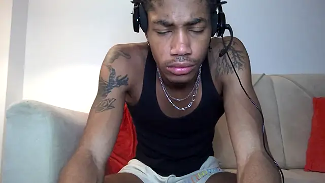 Skinnyblackman online show from November 2025 12:59:02 AM