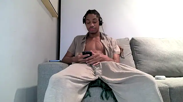 Skinnyblackman online show from March 2026 04:56:01 AM