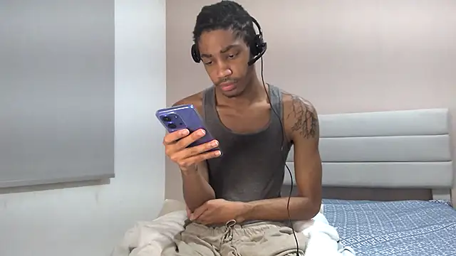 Skinnyblackman online show from April 2026 06:04:02 AM