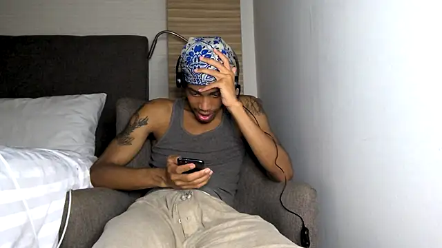 Skinnyblackman online show from April 2026 04:39:01 AM