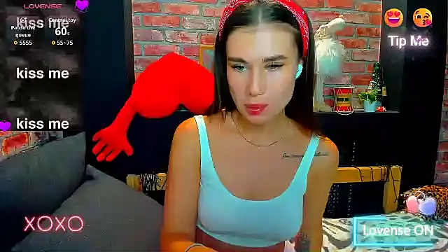 UrJoyy online show from October 2025 01:12:02 PM
