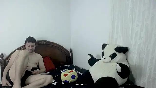 ambar jacksonn online show from March 2026 12:20:01 PM