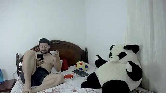 ambar jacksonn online show from March 2026 11:31:01 AM