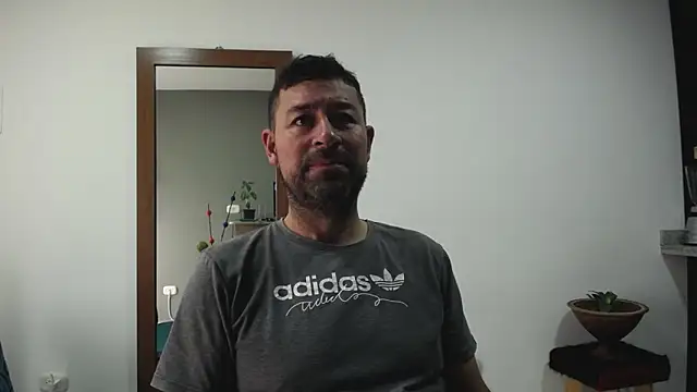ambar jacksonn online show from October 2025 07:29:01 PM