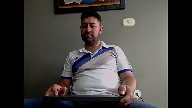 ambar jacksonn online show from June 2026 10:04:01 PM