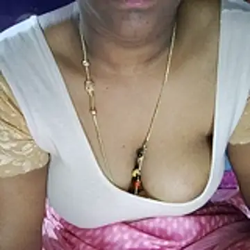 Snapshot of anisha91 chatting on November 2025 01:50:01 AM anisha91 online show from November 2025 01:50:01 AM