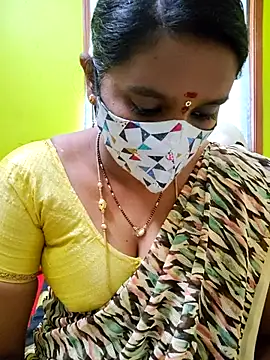 Snapshot of anisha91 chatting on December 2025 05:40:02 AM anisha91 online show from December 2025 05:40:02 AM