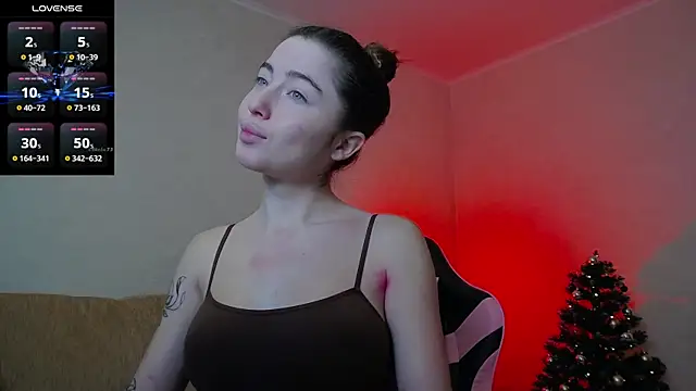 Luxuryalma online show from December 2025 06:04:01 AM