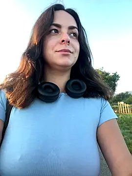 Alicia Hot1 online show from September 2025 06:48:02 AM