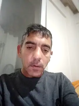 Egemen2245 online show from November 2025 04:44:02 PM