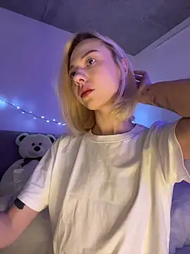  urbestie  online show from April 2026 11:32:02 PM