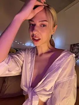 urbestie  online show from May 2026 10:20:01 PM
