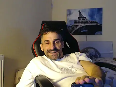 amydamarw online show from February 2026 06:52:01 PM