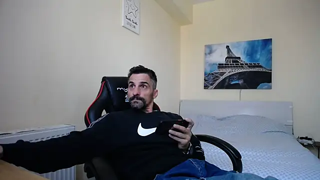 amydamarw online show from April 2026 06:21:02 AM