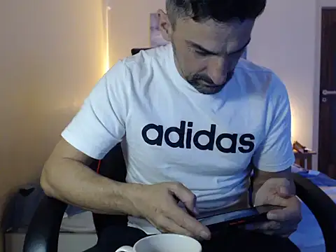 amydamarw online show from February 2026 07:21:02 PM