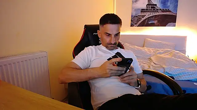 amydamarw online show from March 2026 04:40:01 PM