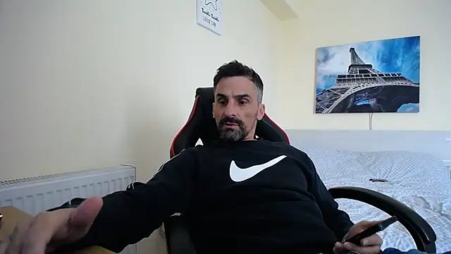 amydamarw online show from April 2026 12:00:01 PM