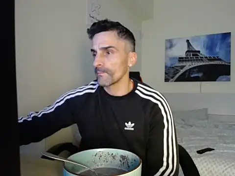 amydamarw online show from February 2026 07:25:01 PM