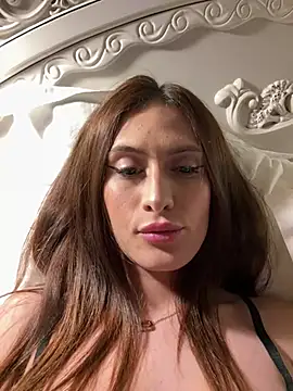 Snapshot of MiaJeanns chatting on January 2025 10:54:01 PM MiaJeanns online show from January 2025 10:54:01 PM